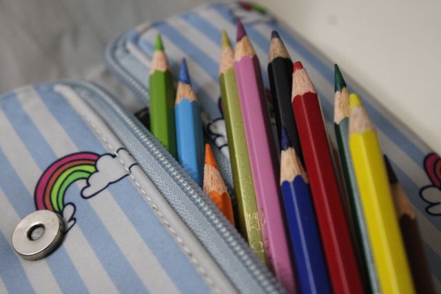Cómo hacer un estuche de tela